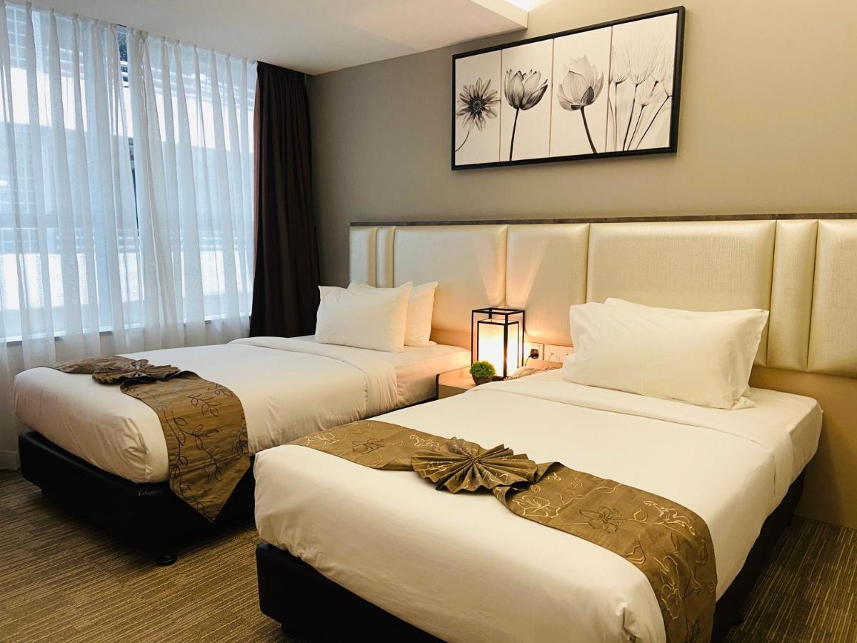 Glex Hotel Signature Johor Bahru Esterno foto