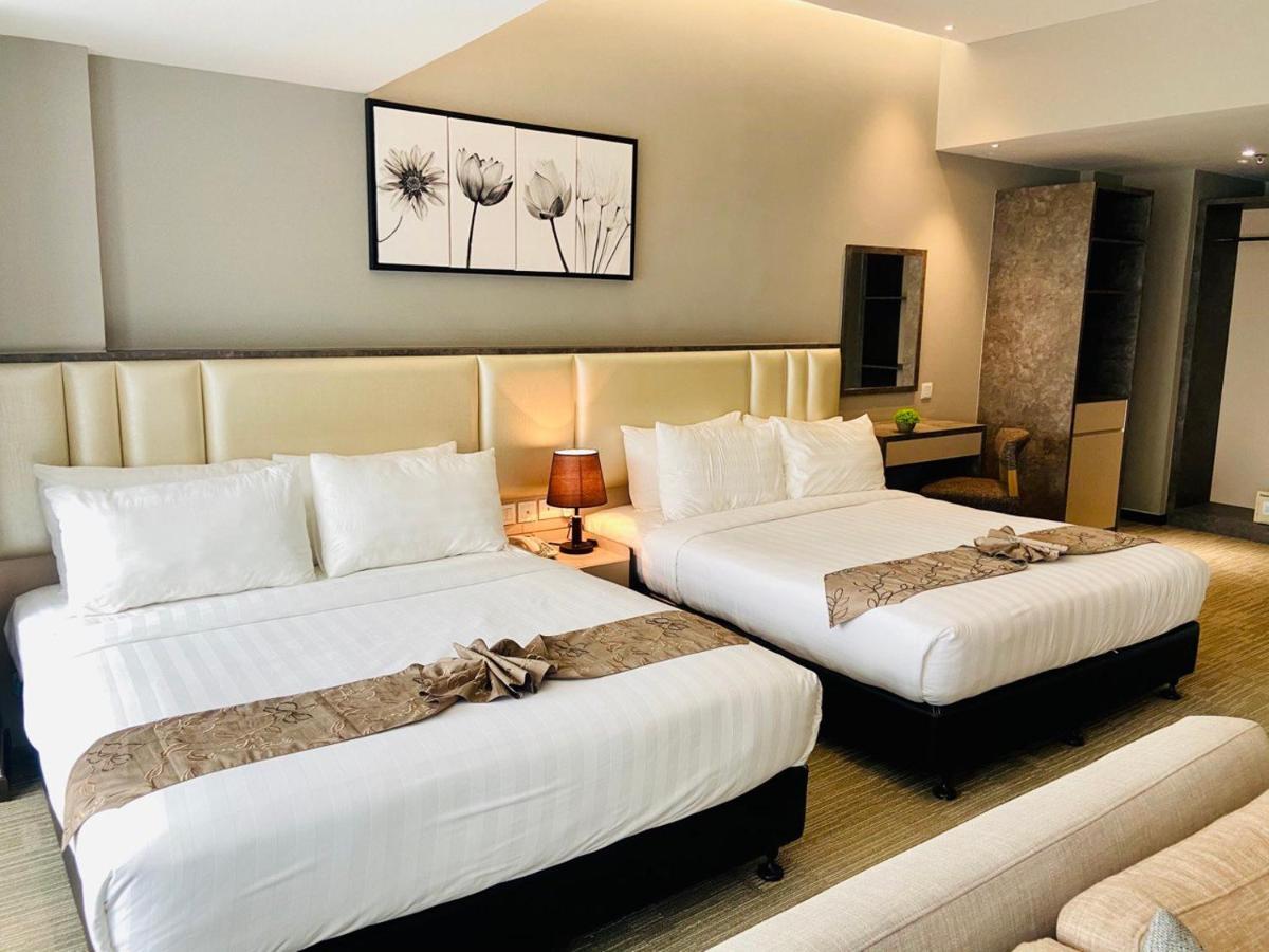 Glex Hotel Signature Johor Bahru Esterno foto